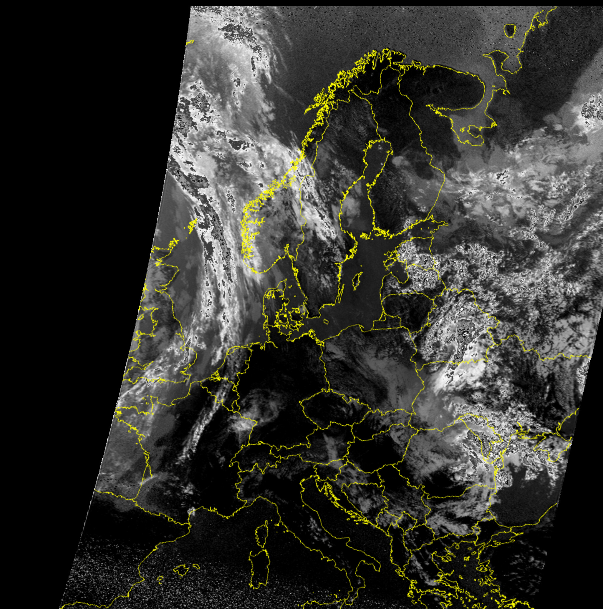 NOAA 18-20240806-100859-HF_projected