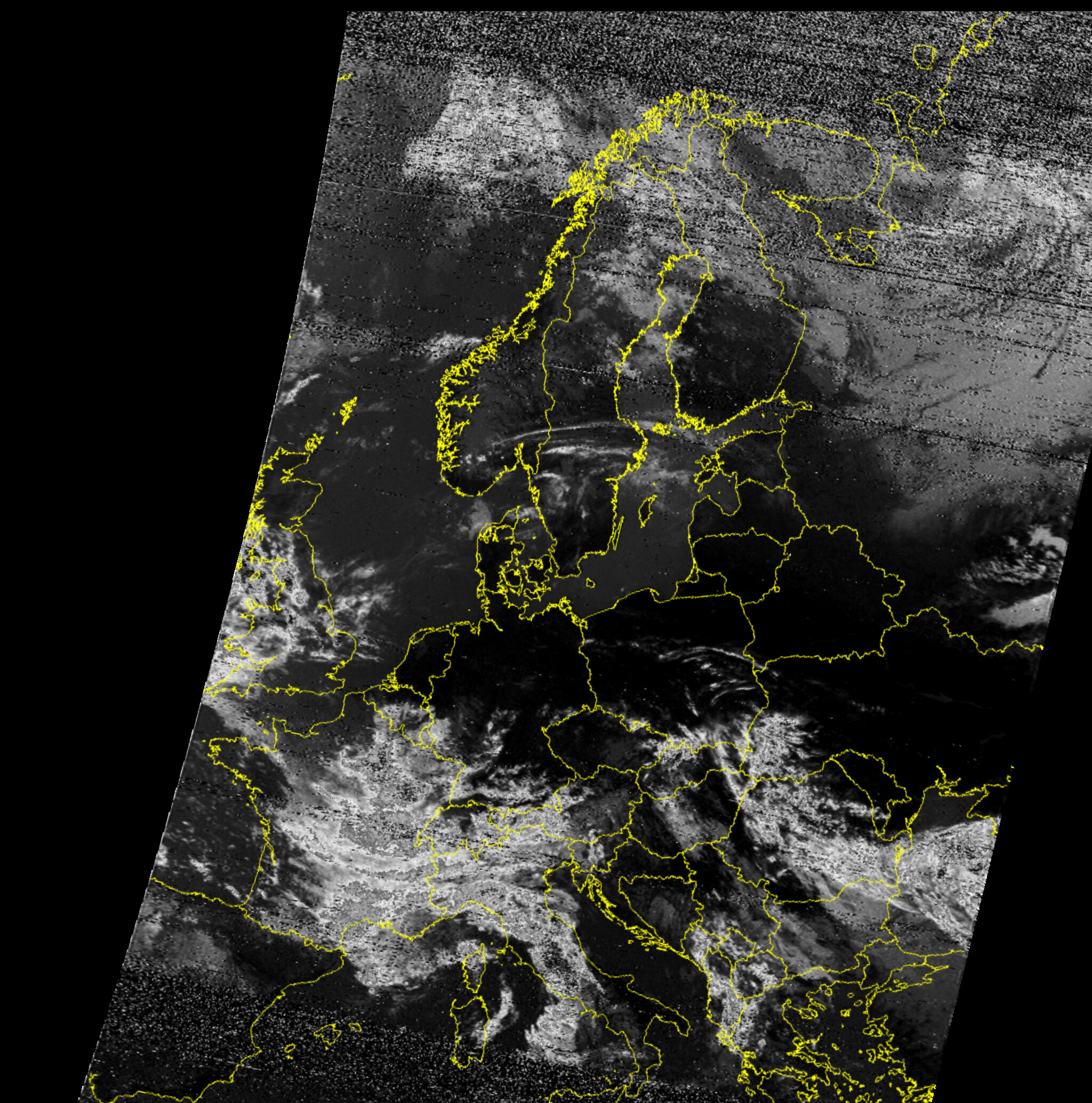 NOAA 19-20240502-084425-CC_projected