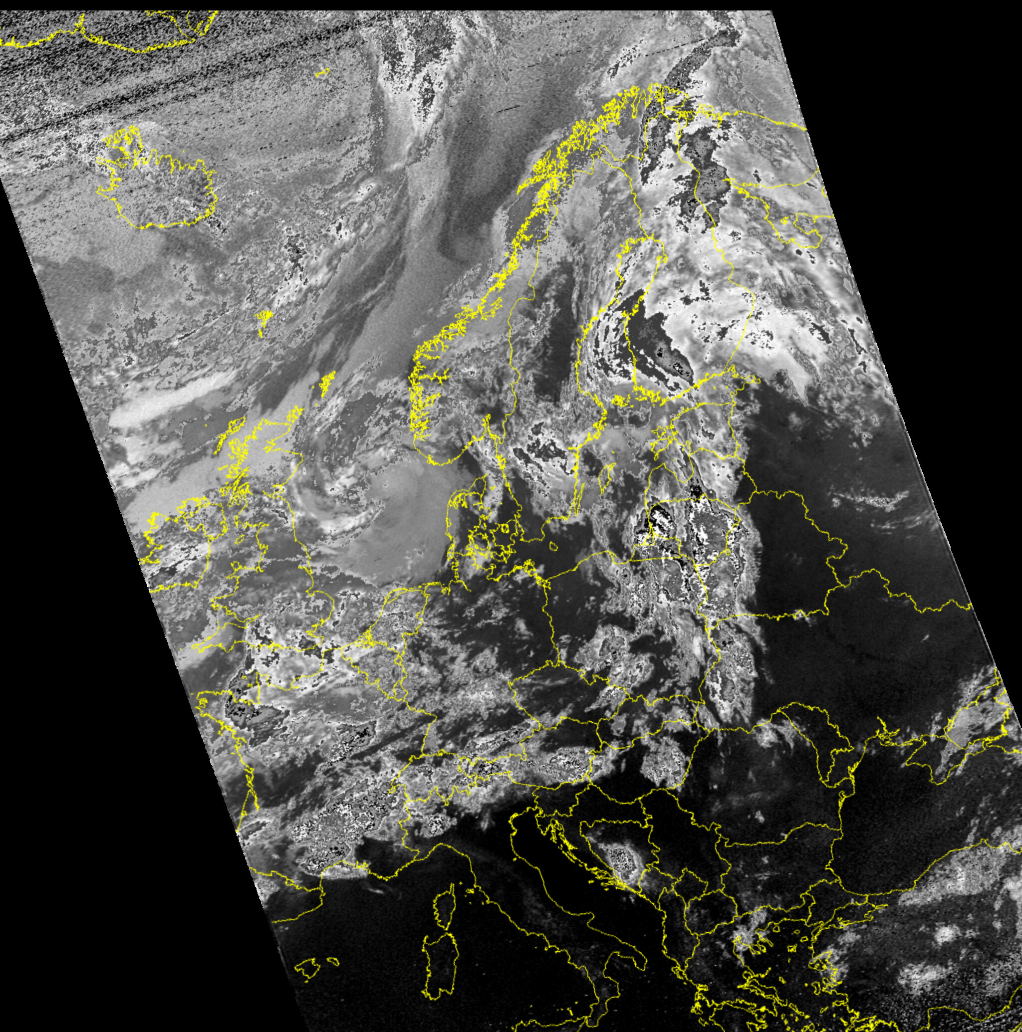 NOAA 19-20240711-192141-HE_projected