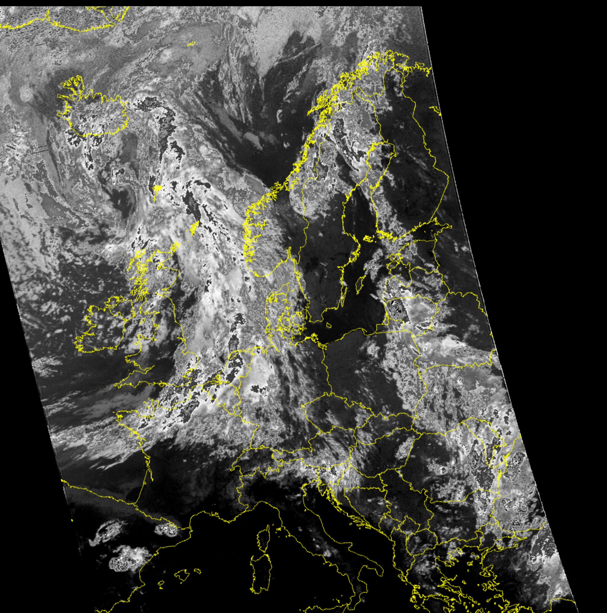 NOAA 19-20240725-195012-HE_projected