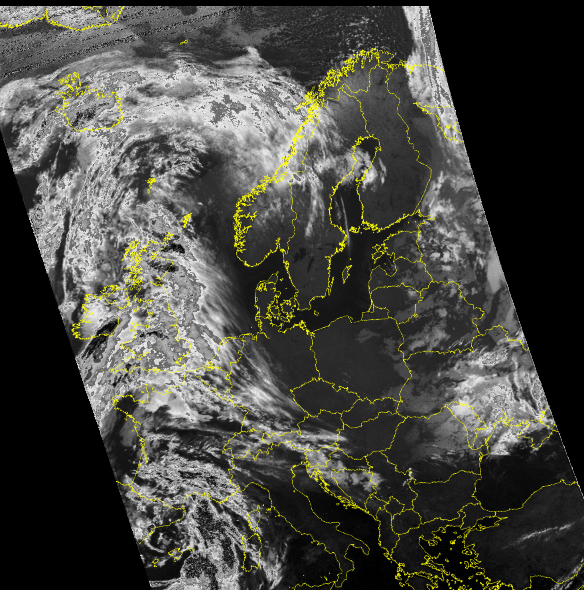 NOAA 19-20241015-193950-CC_projected